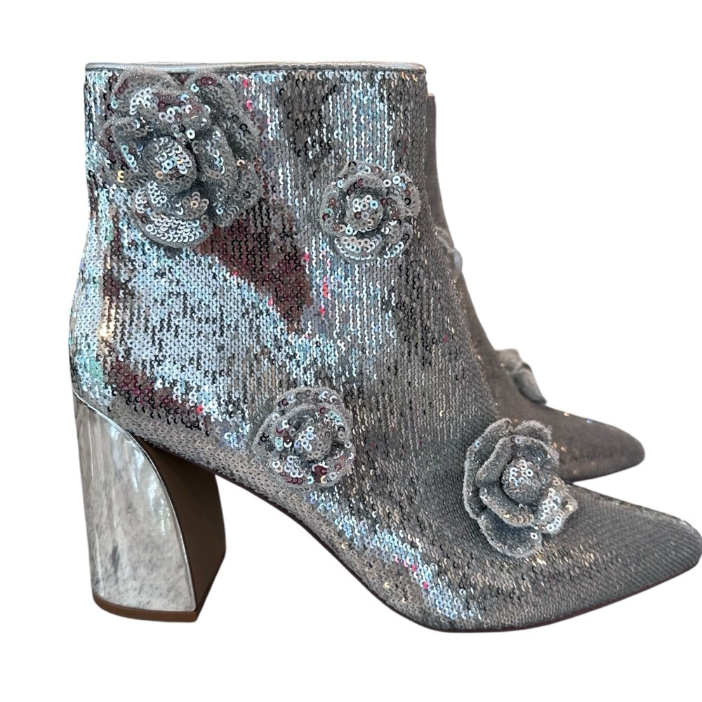 Betsey Johnson Finlee Silver Sequins Rosette Flare Heel Dress Bootie Size 10 - Picture 2 of 12